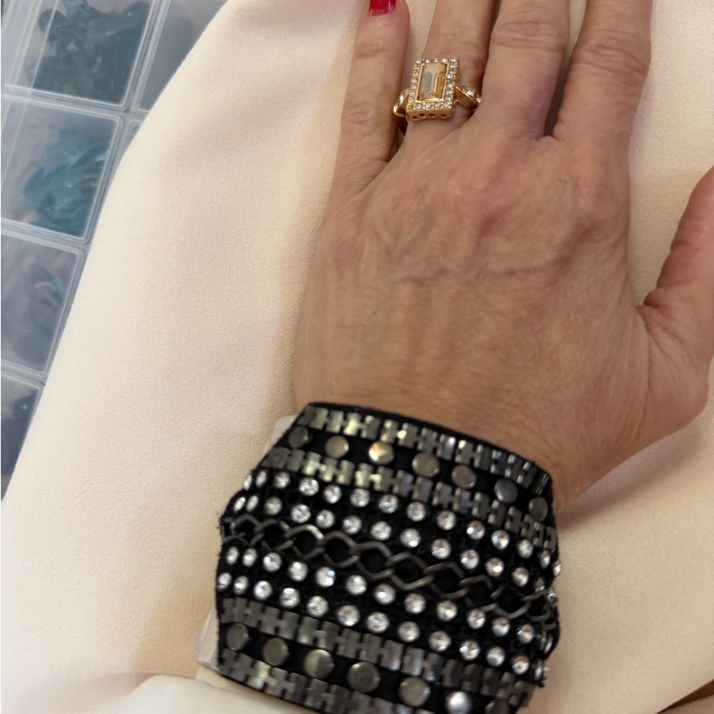 Black and Silver Beaded Bracelet